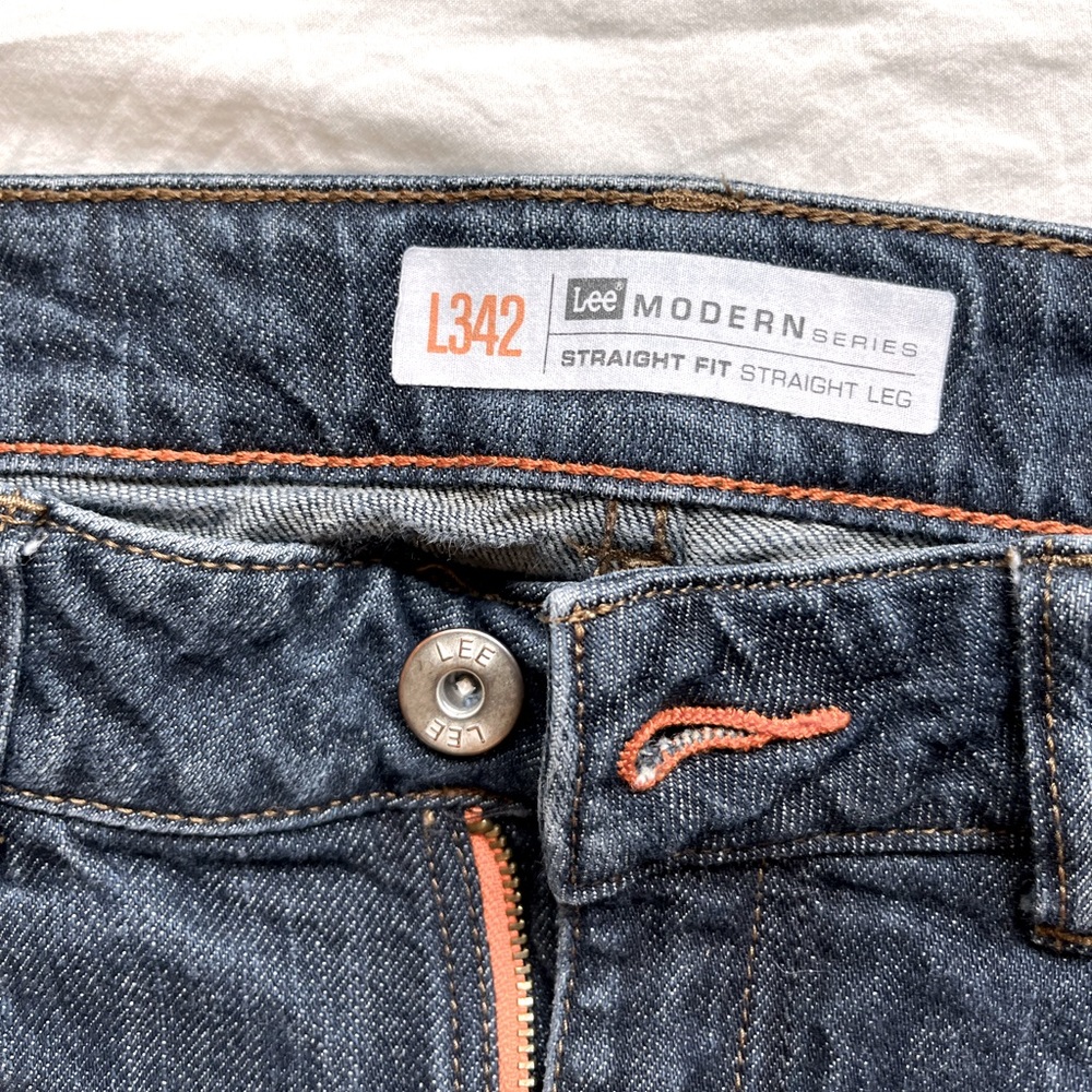 Lee Modern style Dark Wash everyday straight jeans